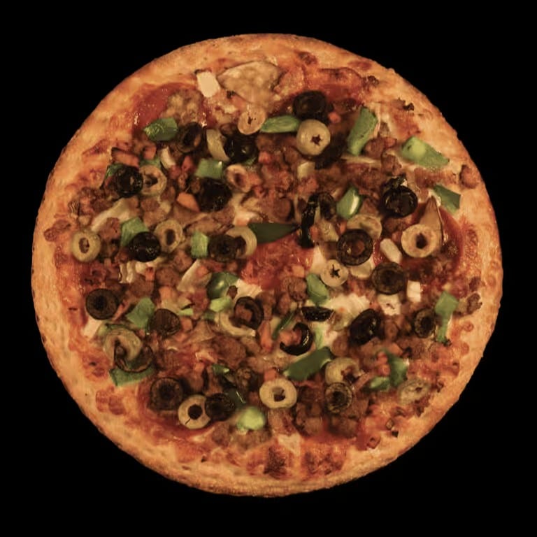 Cameo Deluxe Pizza.